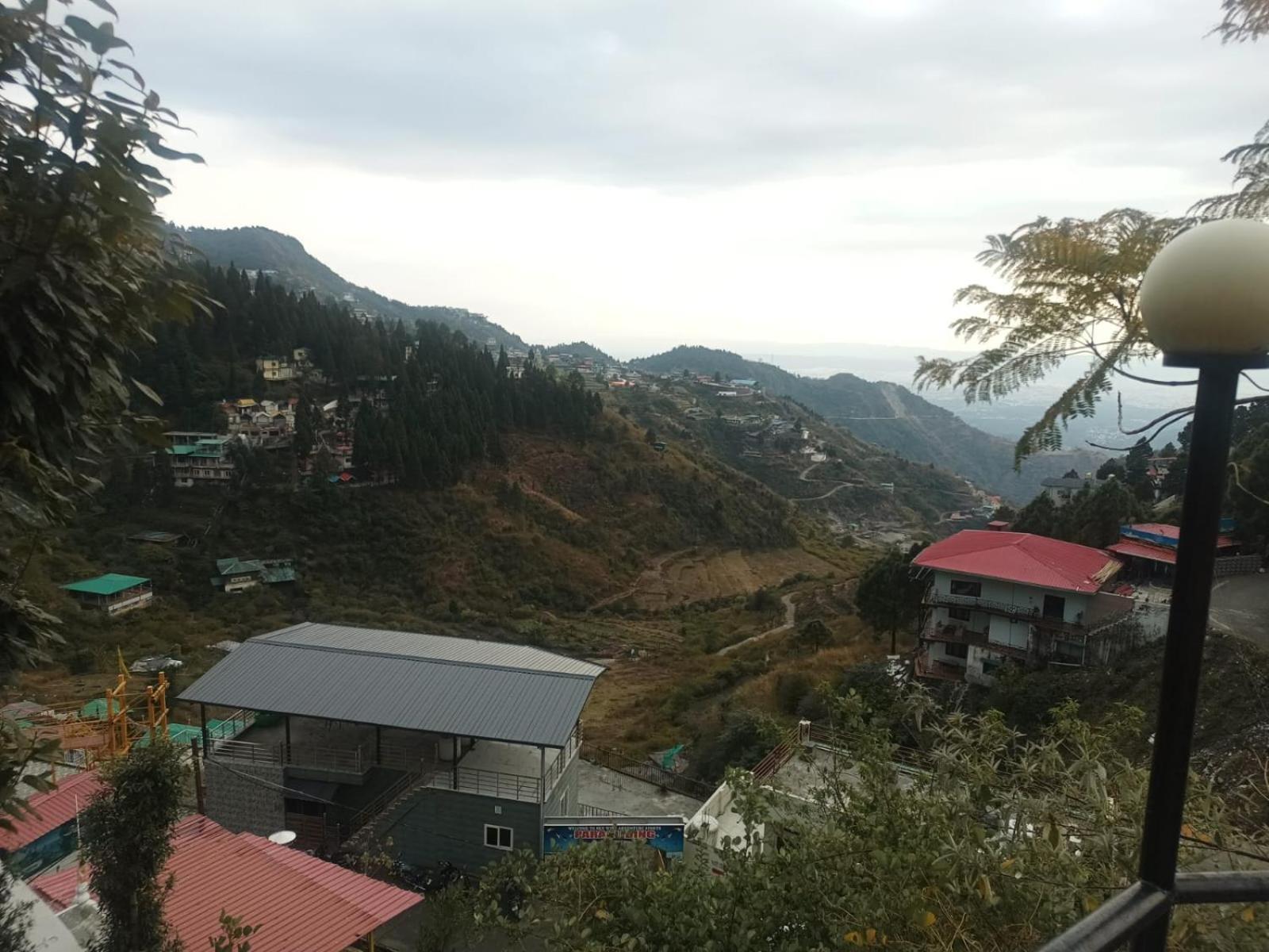 Hotel Himalayan Village Masuri Exterior foto